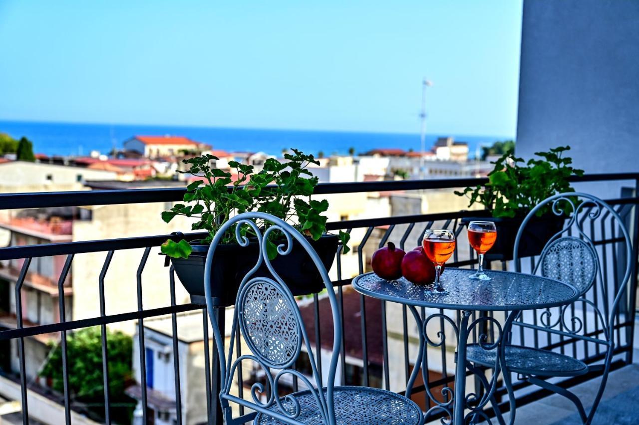 Kore Suites&Apartments Locri Ngoại thất bức ảnh